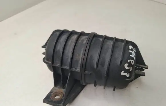 BMW 5 E39 Vacuum air tank 11652247620