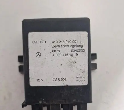 Mercedes-Benz Vito Viano W638 Door central lock control unit/module A0004461019 410215010001 0078