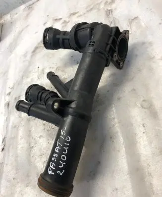 Thermostat/thermostat housing