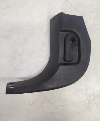 Front sill trim cover