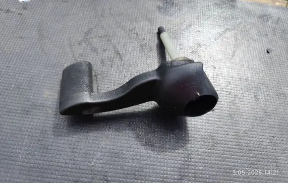 Alfa Romeo 147 Steering wheel adjustment handle/lever 26079515