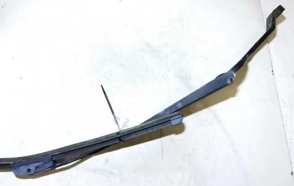 Nissan Almera N16 Front wiper blade arm