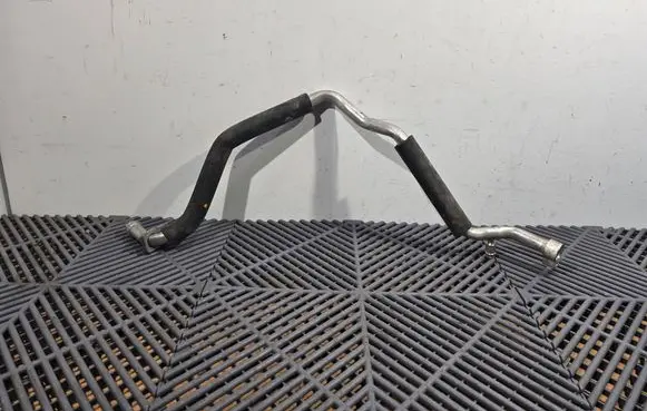 Lexus CT 200H Air conditioning (A/C) pipe/hose