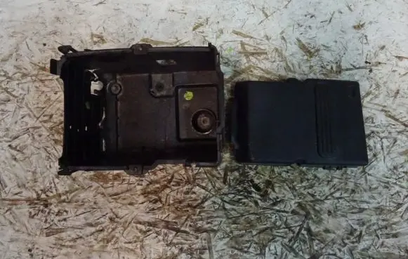 Mazda 3 I Battery box tray BP4K56040