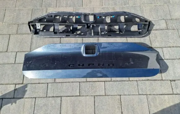 Seat Leon IV Truck tailgate 