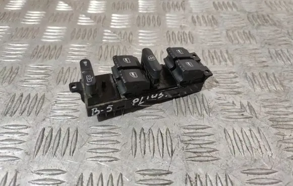 Volkswagen PASSAT B5 Electric window control switch 1J4959857B