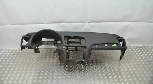 Audi Q5 SQ5 8R Dashboard 8R1857041
