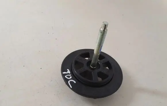 Hyundai Tucson JM Spare wheel bolt 628502E000