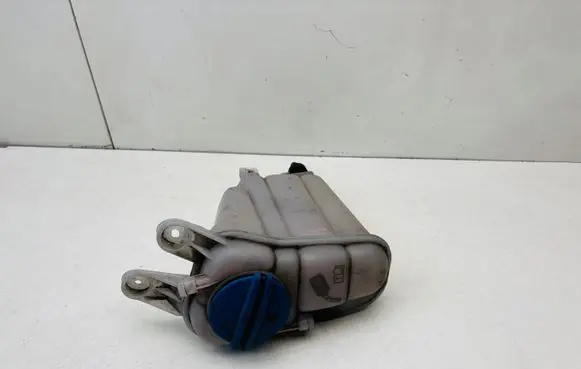 Audi A4 S4 B8 8K Coolant expansion tank/reservoir 8K0121403G