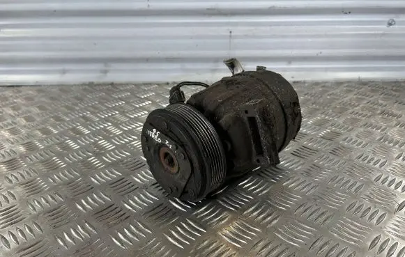 Opel Vivaro Air conditioning (A/C) compressor (pump)