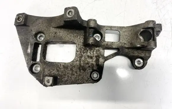 Volkswagen PASSAT B6 Engine mounting bracket 06F903143