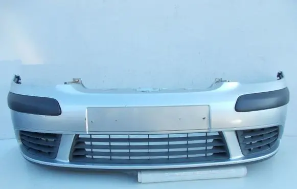 Volkswagen Golf Plus Front bumper 5M0807217 7M0807221