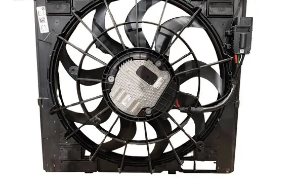 BMW X3 G01 Radiator cooling fan shroud 8487638 17428487638 8686172