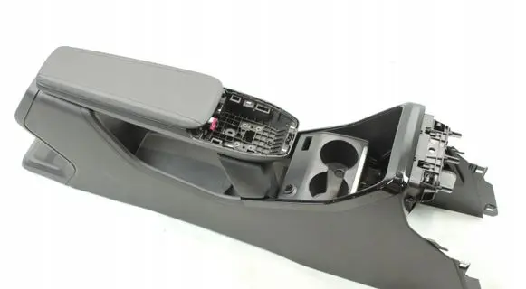 BMW 2 Active Tourer U06 Center console