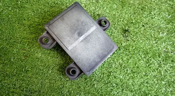 Ford Focus Distronic sensor radar LB5T9G768AB