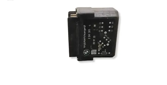 BMW 5 E34 Glow plug pre-heat relay 2241385 899133