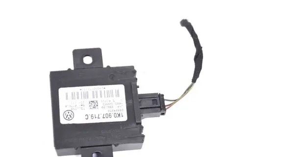 Audi A3 S3 8V Alarm control unit/module 1K0907719C