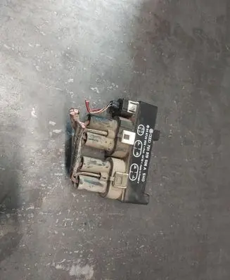 Volkswagen Sharan Coolant fan relay 701919506A 898726000