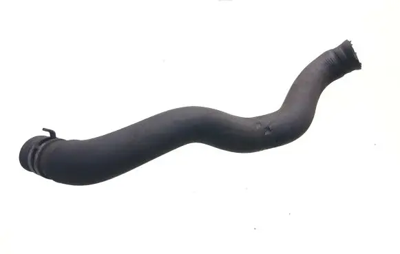 Volkswagen Touran II Engine coolant pipe/hose