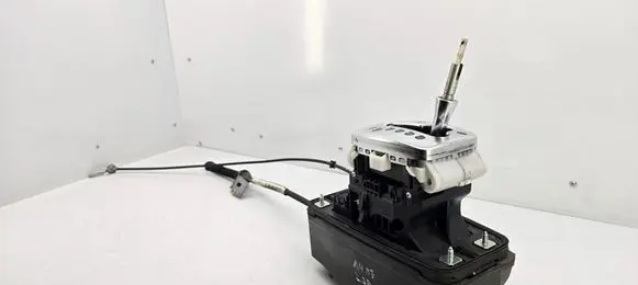 Audi A4 S4 B7 8E 8H Gear shifter/selector 8E1713111AA