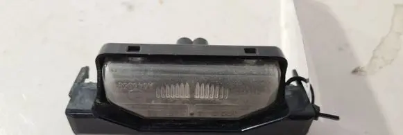 Toyota Avensis Verso Number plate light