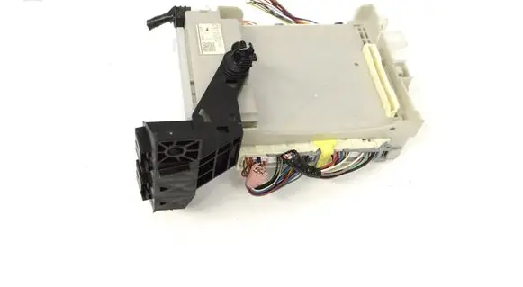 Volkswagen Sharan Central body control module 8273047520