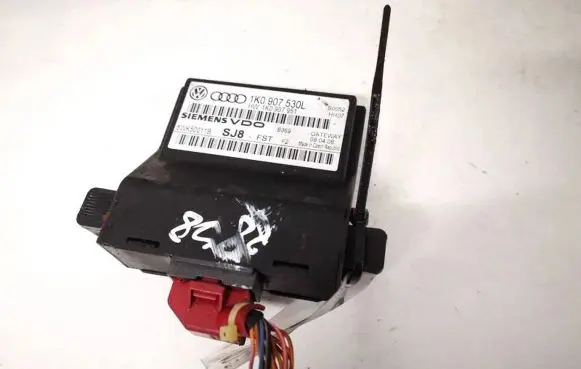 Volkswagen Golf V Door control unit/module 1k0907530l 1k0907951