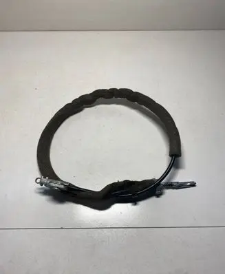 Volkswagen PASSAT B5.5 Gear shift cable linkage 8D1713575