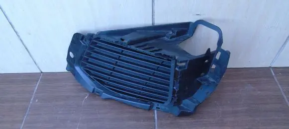 Peugeot 3008 II Front bumper lower grill 9810870377
