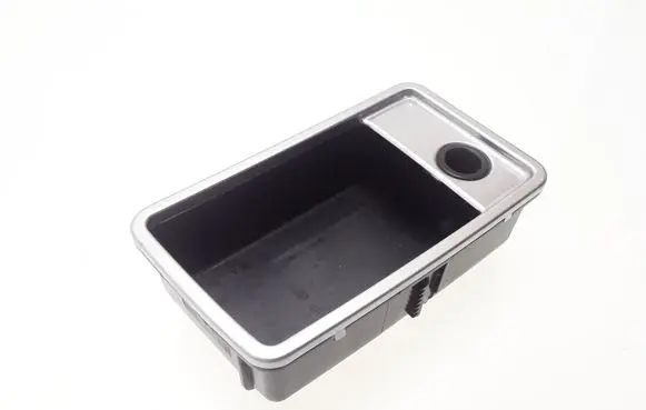 BMW 7 E65 E66 Ashtray (front) 8223405