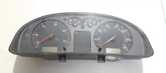 Volkswagen PASSAT B5 Speedometer (instrument cluster) 3b0919911 88311245