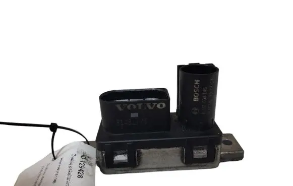 Volvo V60 Glow plug pre-heat relay 31431776 0281003145