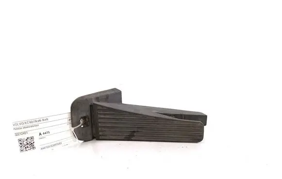 Volvo XC90 Accelerator throttle pedal 32212451