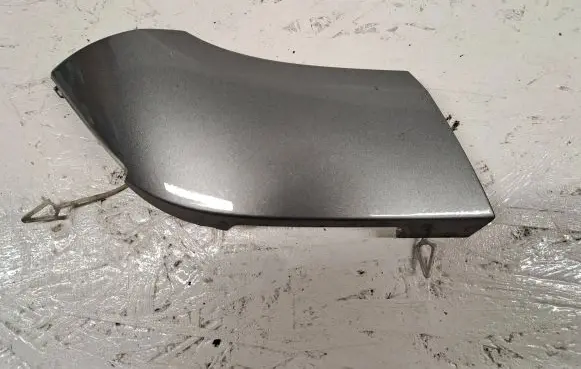 Mercedes-Benz CLS C218 X218 Front tow hook cap/cover A2188850026