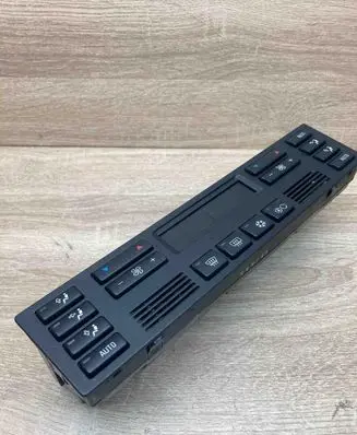 BMW 7 E38 Climate control unit 6901589 35858