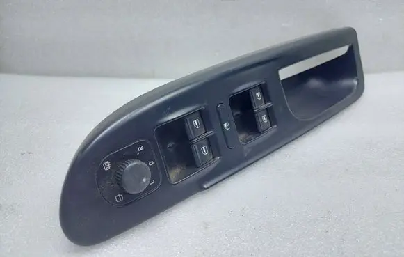 Volkswagen PASSAT B5 Electric window control switch 1K4959857A
