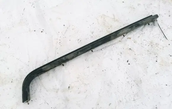 Chrysler Voyager Sliding door trim 