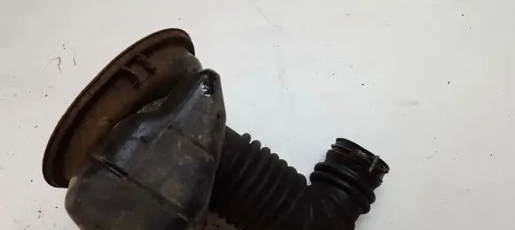 Mitsubishi Lancer Air intake hose/pipe md190933