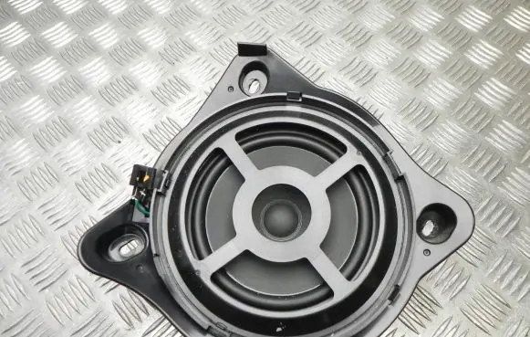 Mercedes-Benz C AMG W205 Front door high frequency speaker A2058201900 R2091
