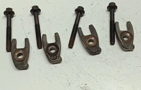 Mercedes-Benz Citan W415 Fuel Injector clamp holder 