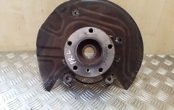 BMW X3 E83 Front wheel hub 3412023 61126908705 6908705