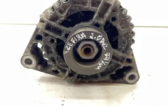 Opel Zafira A Generator/alternator 90561168 0124415005