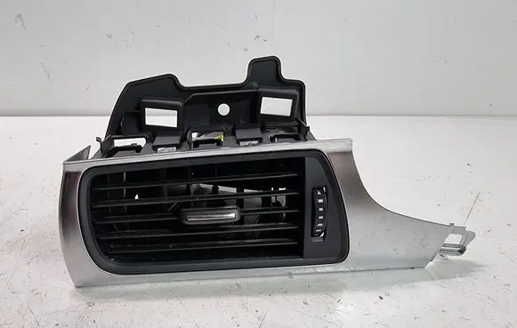 Audi A6 S6 C7 4G Dashboard side air vent grill/cover trim 4G1820901 9025700