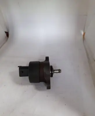 Iveco Daily 3rd gen Fuel pressure regulator 0281002295