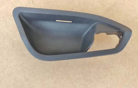 BMW 2 F46 Front door interior handle 14290410