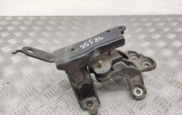 Toyota Aygo AB40 Engine mount bracket