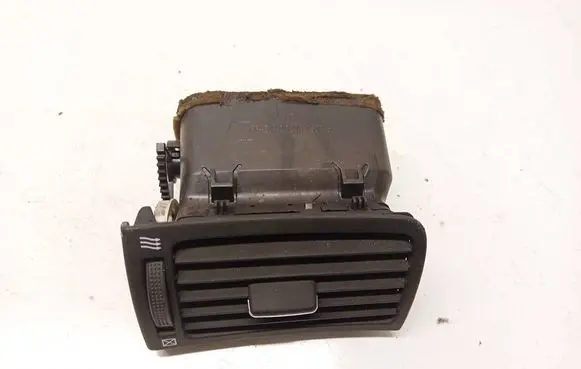 Toyota Avensis T250 Dash center air vent grill 8518