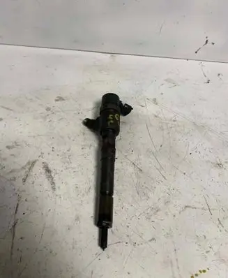 Opel Meriva A Fuel injector 0445110183