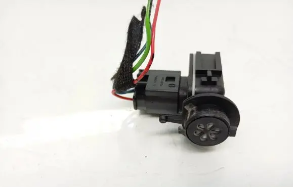 Volvo V70 Air quality sensor 31348902 CA504002 19071224