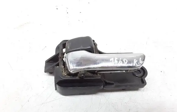 Toyota Avensis T220 Rear door interior handle